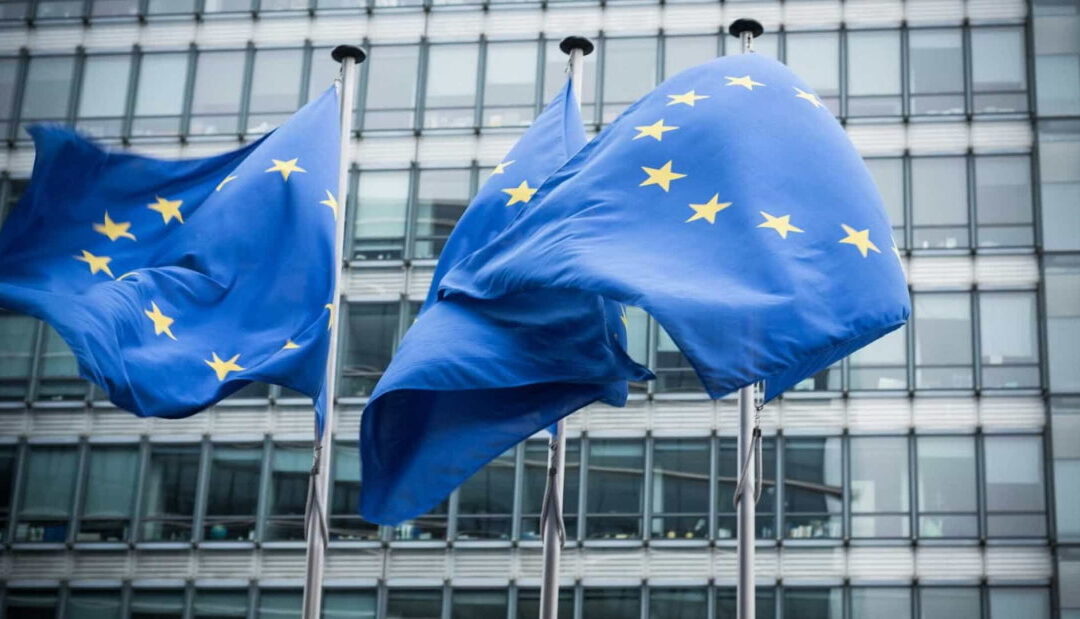 Chefes de diplomacia da UE voltam a reunir-se em Bruxelas cinco meses depois