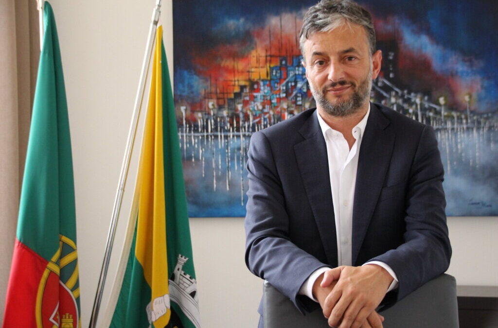 Presidente da Câmara de Paços de Ferreira é um dos cinco infetados