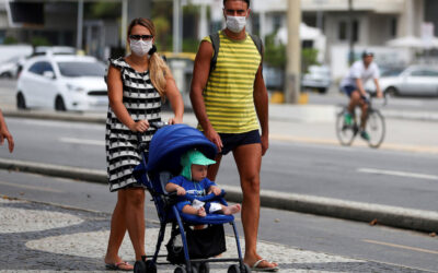 Brasil contabiliza 733 mortos e 20.286 infeções em 24 horas