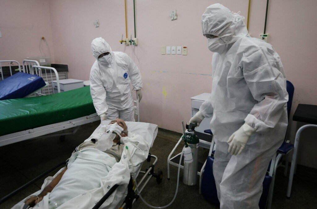 Brasil com 309 mortes e 10.220 infetados em 24 horas