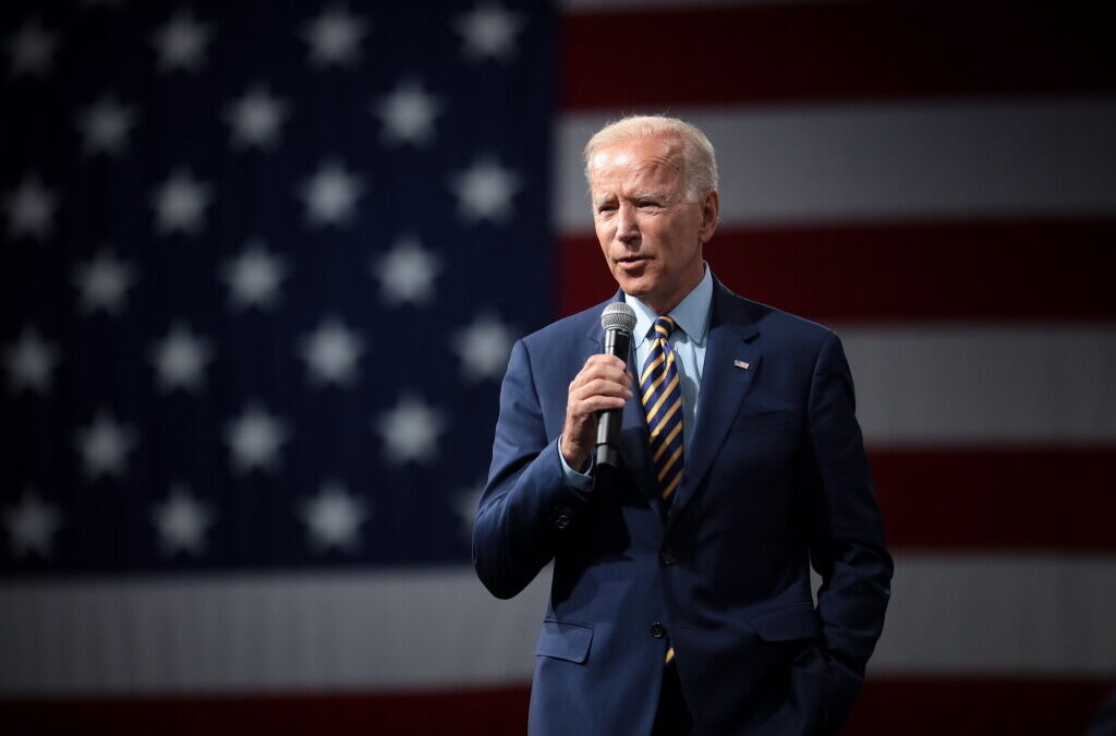 Joe Biden deseja “rápida recuperação” ao casal Trump
