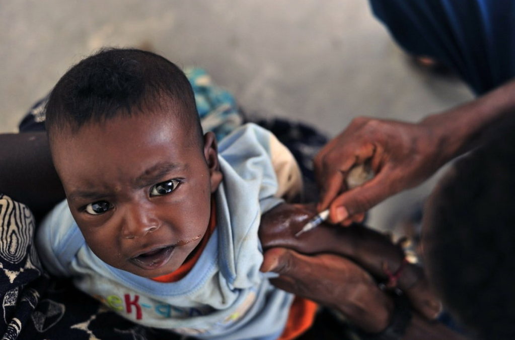 Angola imunizou 1,2 milhões de crianças contra a polio sob medidas anti-Covid-19