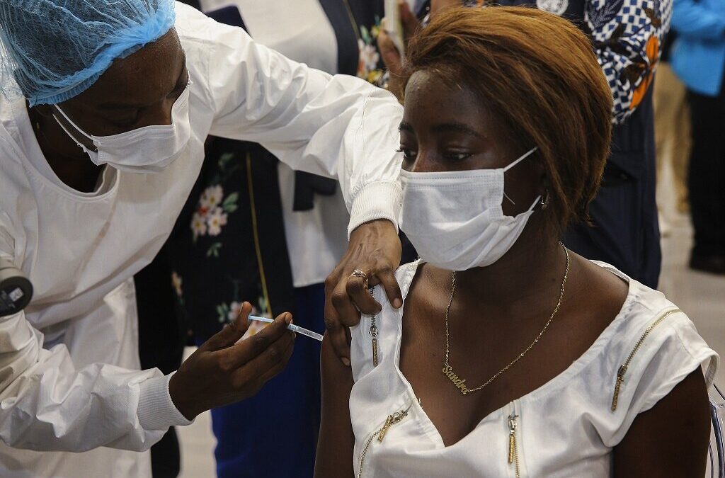 Angola sem vacinas nesta altura para administração da primeira dose