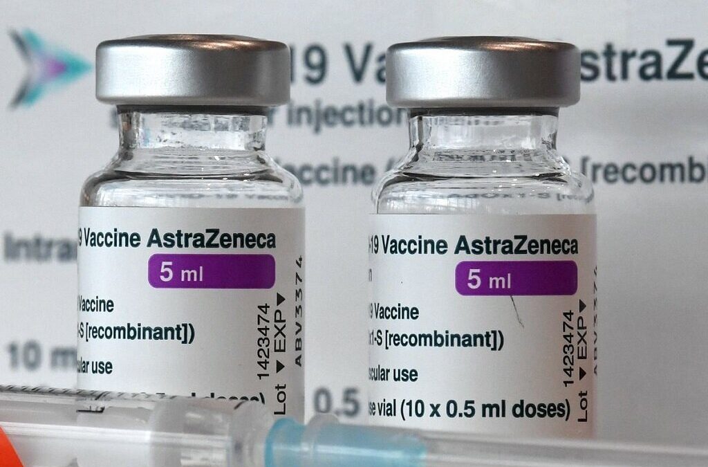 Noruega prorroga suspensão da vacina da AstraZeneca até 15 de abril