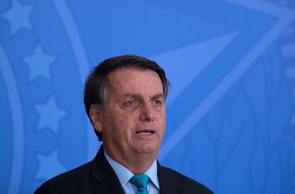 Bolsonaro pede apoio do BID no combate à pandemia