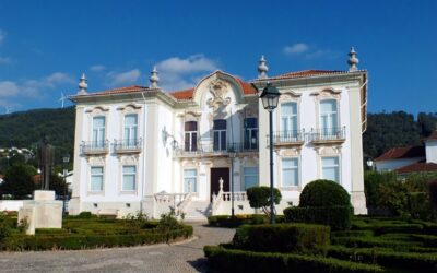 Câmara da Lousã ganha prémio Arco-Íris por campanha de promoção da igualdade