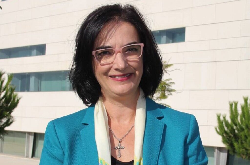 Cientista Elvira Fortunato venceu Prémio Pessoa 2020