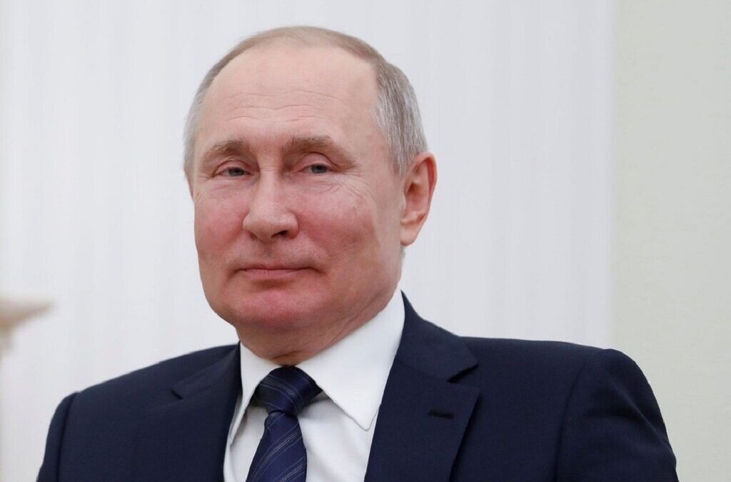 Putin pede a G20 reconhecimento mútuo de vacinas