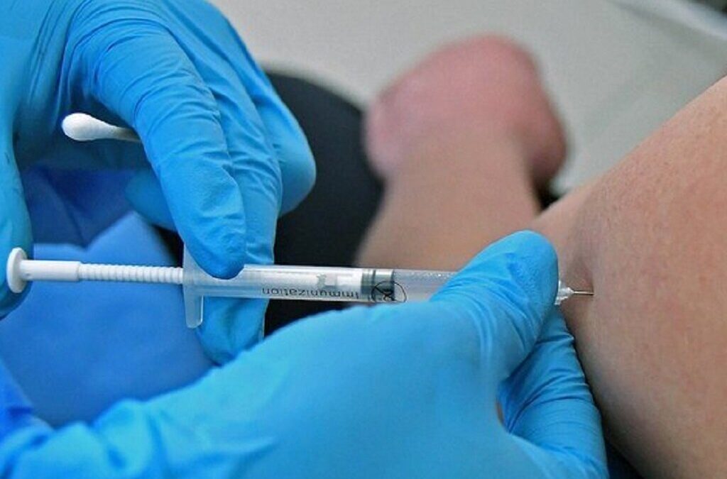 Doentes oncológicos ativos querem articulação entre médicos e centros de vacinação