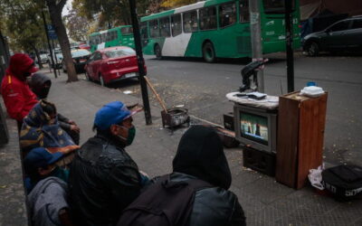 Sem-abrigos começam a ser vacinados no Chile
