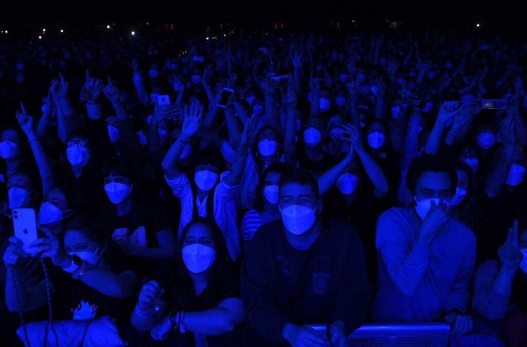 Cinco mil pessoas em concerto em Barcelona após teste