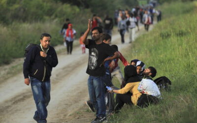 Quatro mortos e 19 feridos num camião que transportava refugiados na Croácia