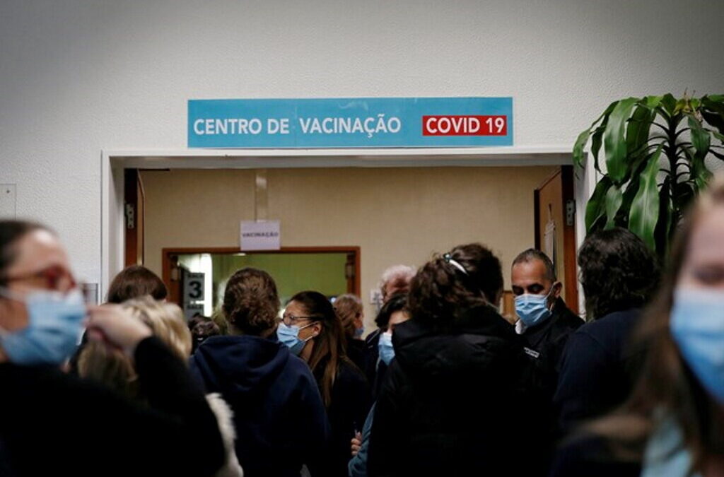 Portugal atinge recorde de vacinação, 62 mil pessoas vacinadas no sábado