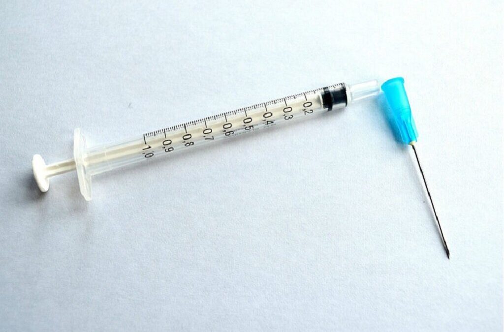 Regulador do Brasil autoriza testes em humanos de vacina nacional