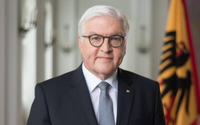Presidente alemão recebe primeira dose da vacina da AstraZeneca