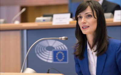 Comissão Europeia disponibiliza 123 ME para financiar “investigações urgentes” sobre variantes