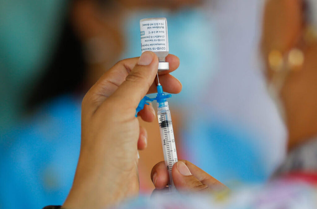 Alargamento da vacinação a maiores de 40 e 30 anos “a nível nacional”