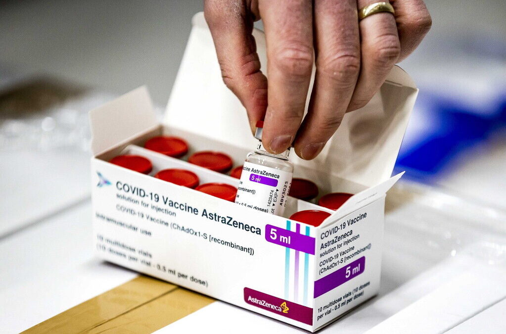 Apenas 0,18% de vacinados com AstraZeneca em Espanha com efeitos secundários