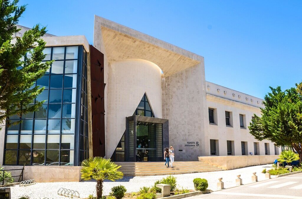 Universidade do Algarve lança Colégio Doutoral
