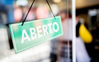 As fases de um desconfinamento que dependeu da vacinação