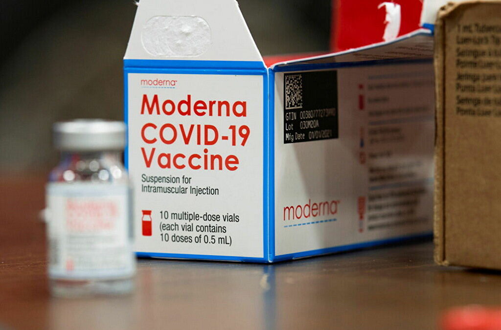 Moderna espera produzir três mil milhões de vacinas em 2022