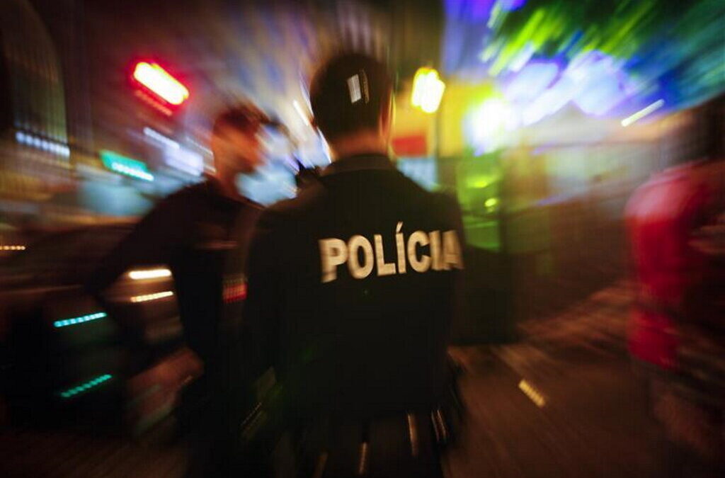 Cerca de setenta pessoas em festa ilegal de Erasmus em Coimbra, PSP identificou trinta estudantes