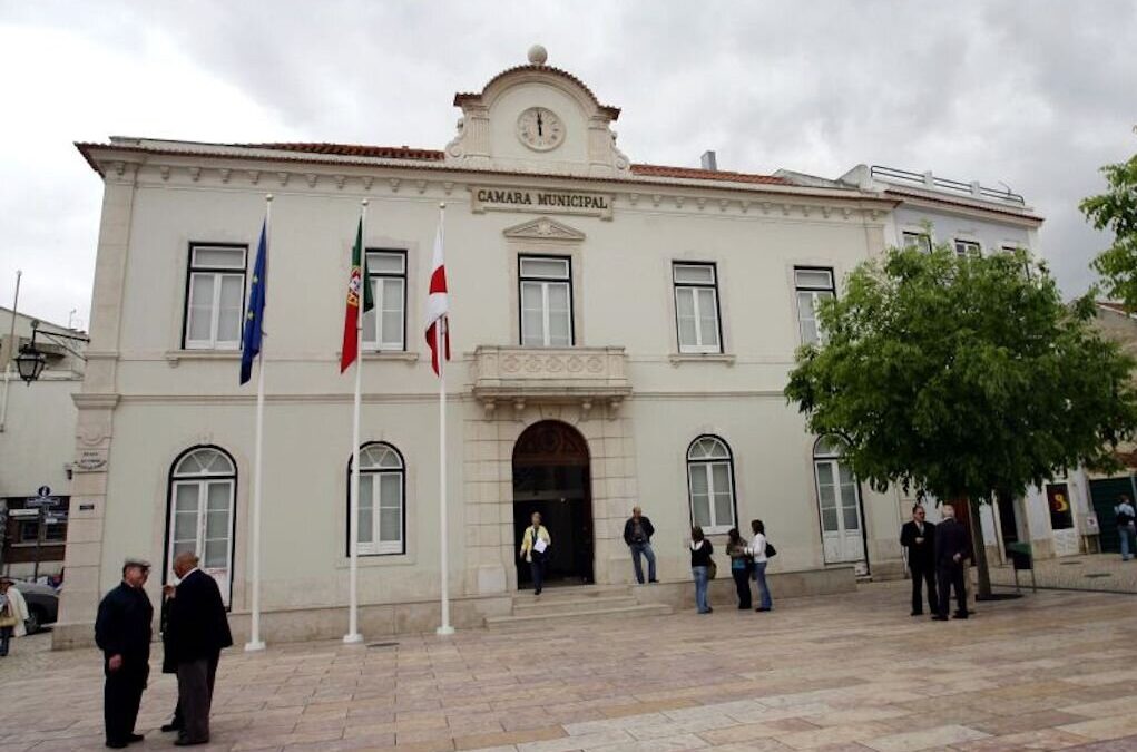 Vila Franca de Xira apela ao cumprimento das regras para não voltar a confinar
