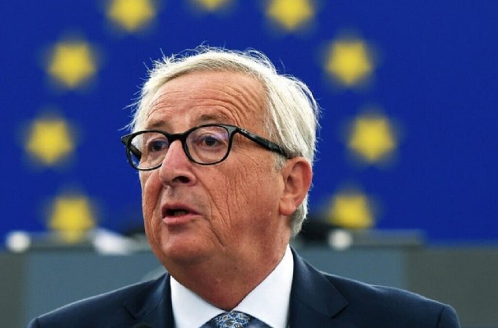 Conferência sobre o Futuro da Europa deve procurar alargar competências da UE na área da saúde, considera Jean-Claude Juncker