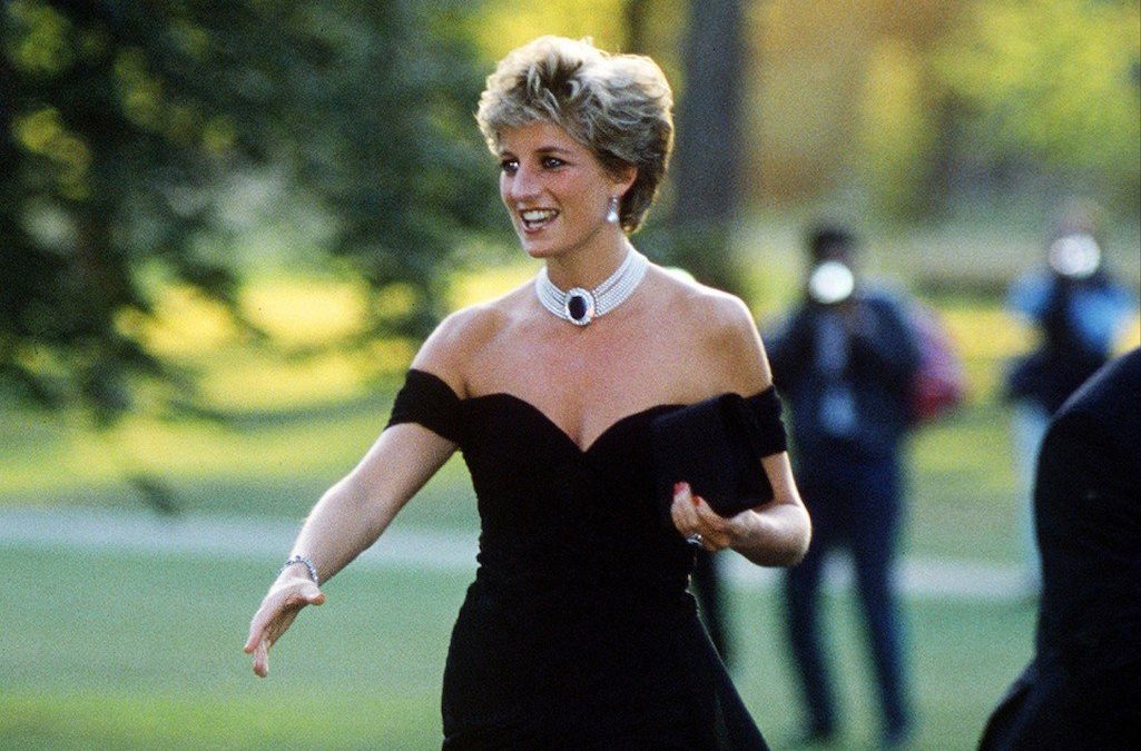 Princesa Diana foi enganada por jornalista da BBC para obter entrevista