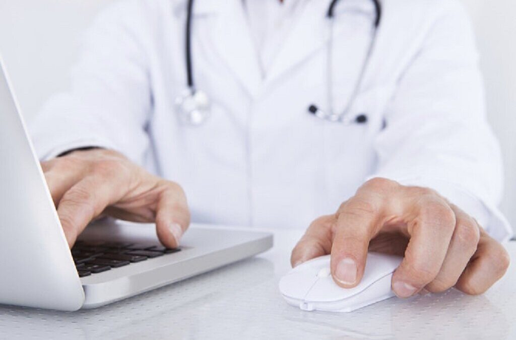 Cardiologistas defendem telemedicina e desafio será definir doentes a seguir à distância
