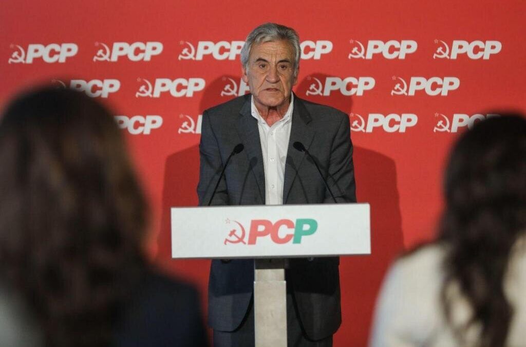 Jerónimo de Sousa diz que partido vai “ter em conta” postura de “assobia para o lado” do Governo