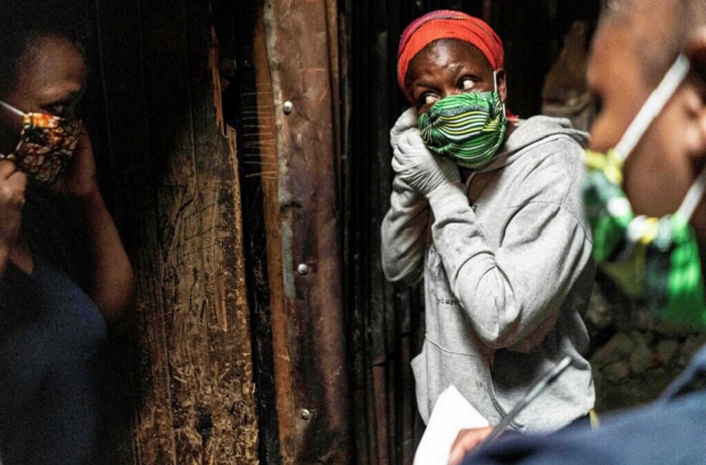 África CDC diz que máscaras são as melhores vacinas para o continente africano nesta fase