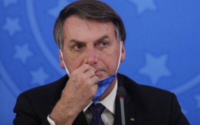 Bolsonaro confirma conversa com deputado sobre Covaxin mas nega corrupção