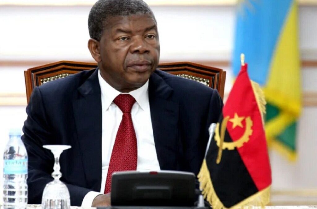 Presidente angolano liberta 154 milhões de euros para construção e apetrechamento de hospitais