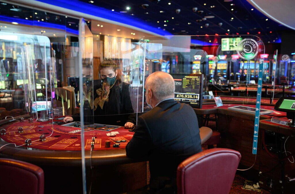 Sindicato contra “absurdo” de se fechar o jogo nos casinos e se manterem espetáculos