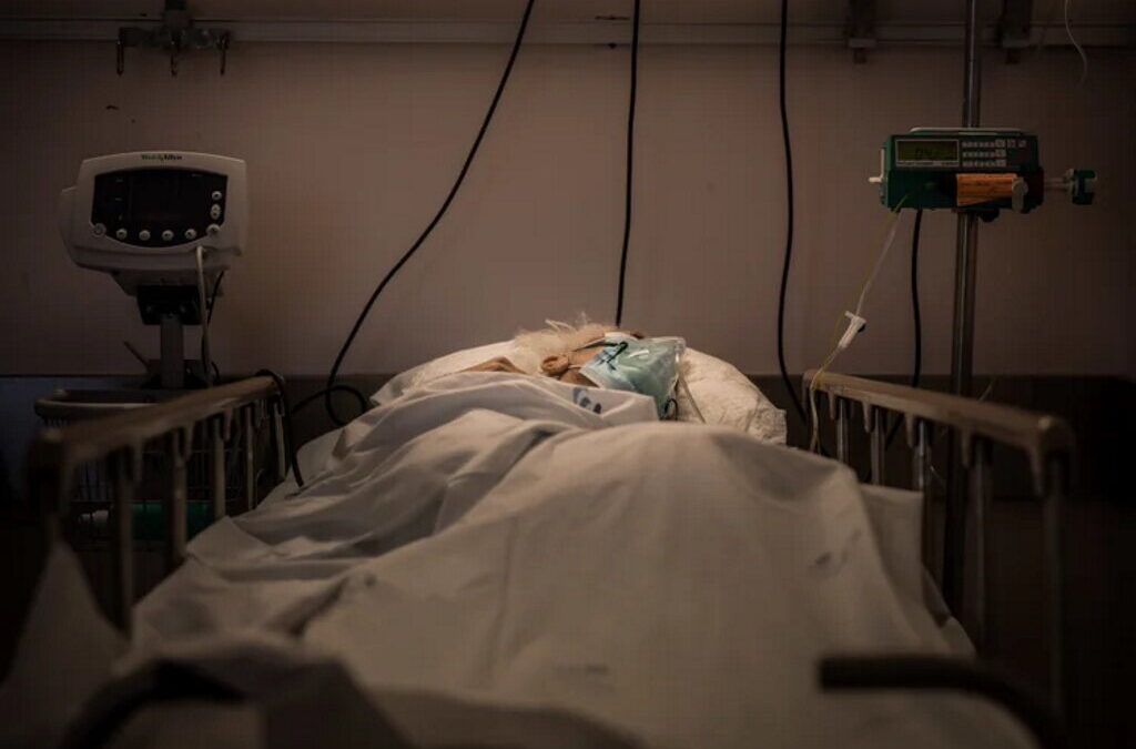 Hospital Santa Maria aumentou camas de enfermaria para 42 e de UCI para 14 destinadas doentes com Covid-19