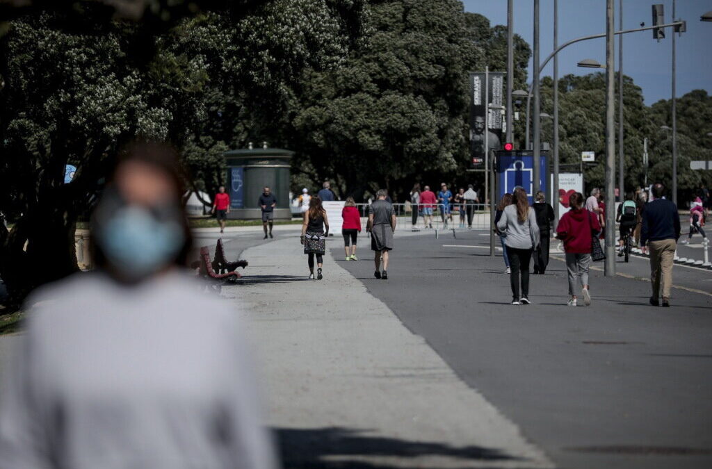 Portugal com mais de uma centena de doentes em UCI, 1.020 novos casos e seis mortes