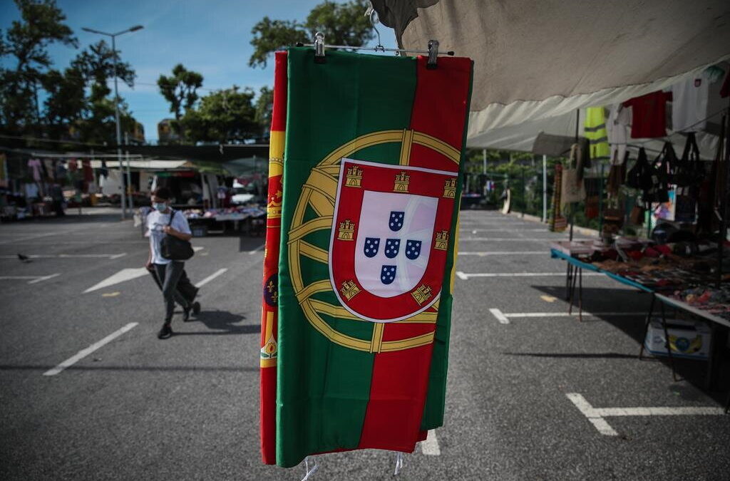 Portugal com 2.830 casos e nove mortes