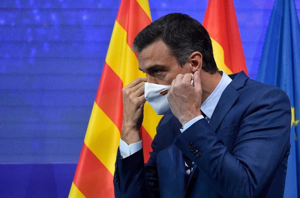 Espanha aprova fim das máscaras no exterior com condições