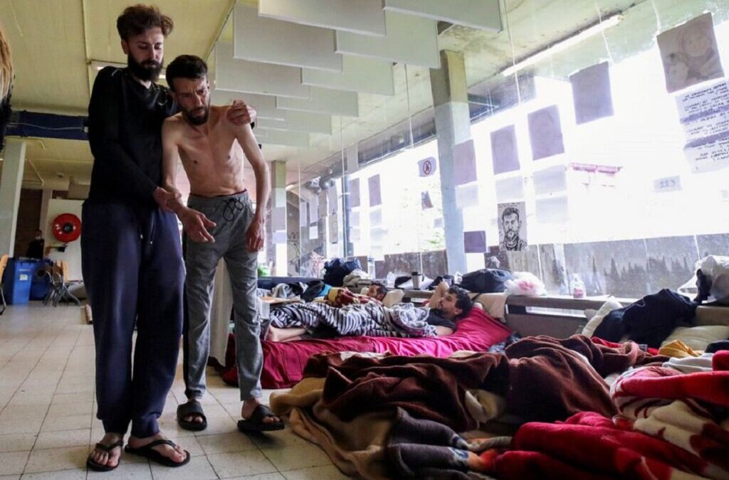 Meia centena de ilegais hospitalizados em Bruxelas após greve de fome e de sede