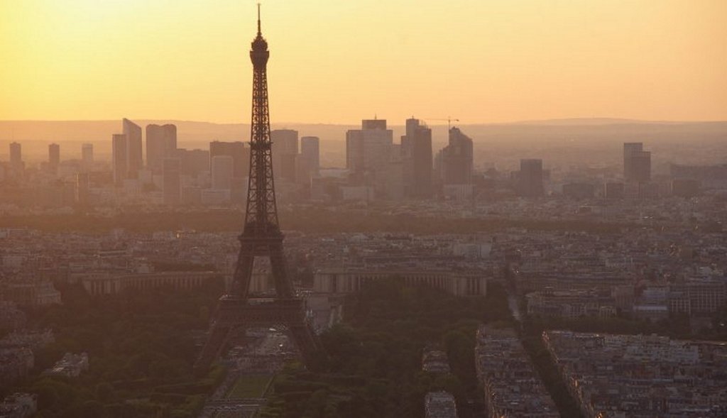 Governo francês multado em 10 milhões de euros devido à poluição atmosférica