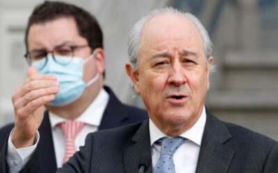 Rui Rio questiona “até onde vai a eficácia da vacina” e não entende isolamento do primeiro-ministro