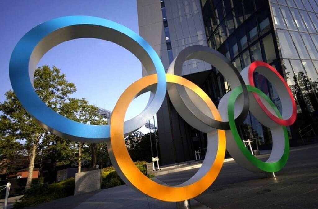 Medalhados nos Jogos olímpicos podem retirar máscara 30 segundos para fotos no pódio