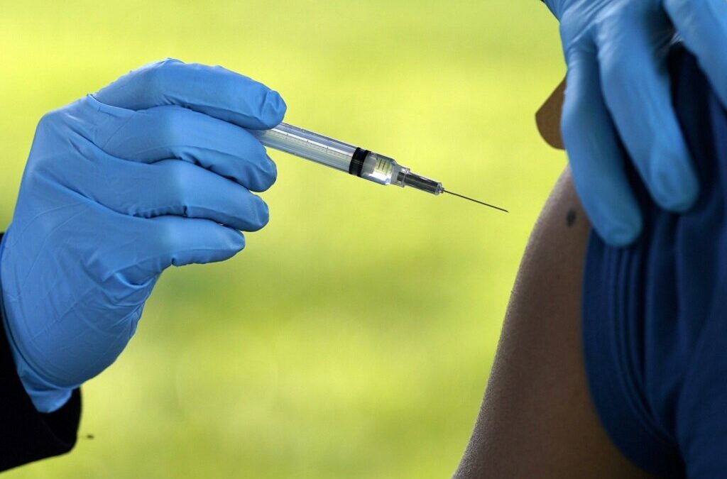 Açores intensificam vacinação nas ilhas Terceira e São Miguel