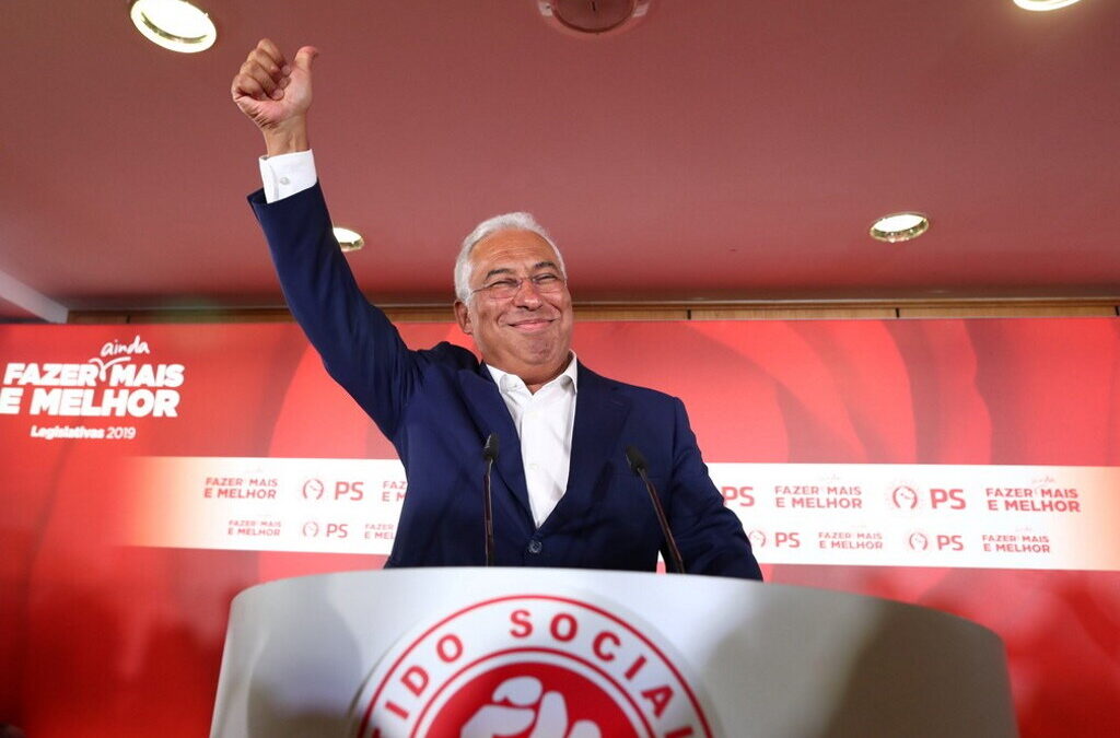 António Costa envia “palavra de confiança” aos autarcas socialistas e pede empenho no PRR