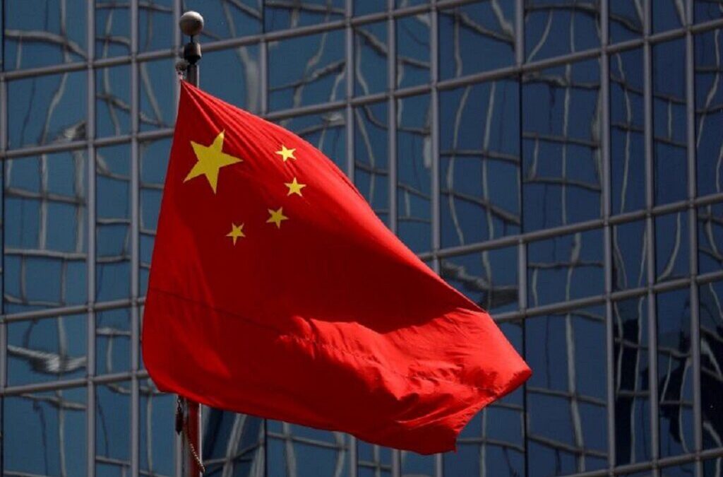 China critica Estados Unidos face a informações sobre a retirada de diplomatas