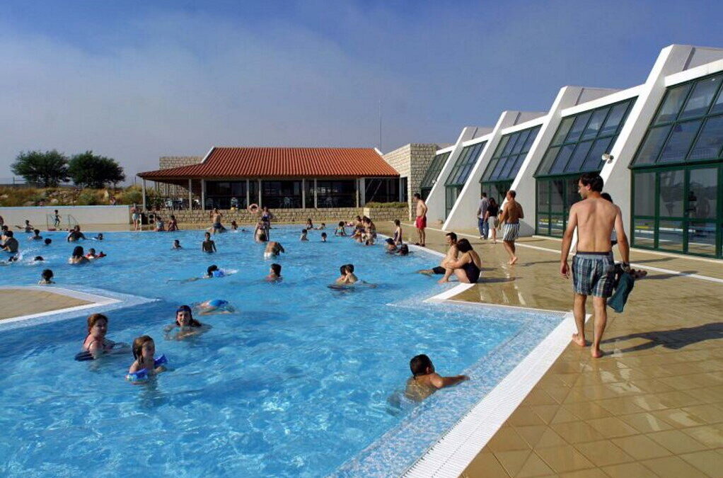 Encerram piscinas de Alcains em Castelo Branco após casos positivos em funcionários