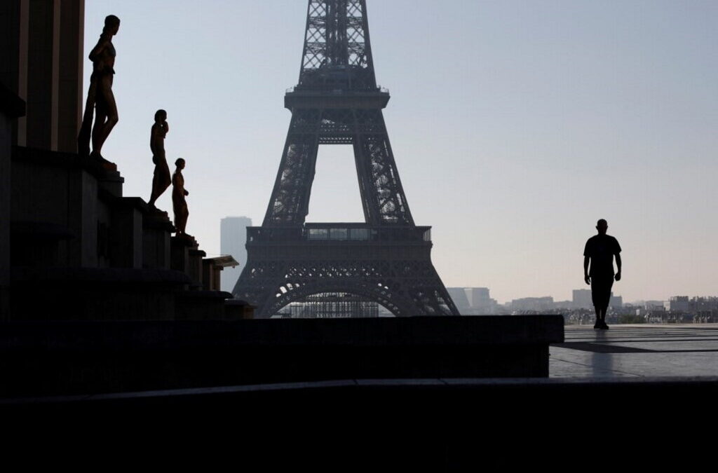Aumenta número de mortes em França para 152 com total de casos a abrandar