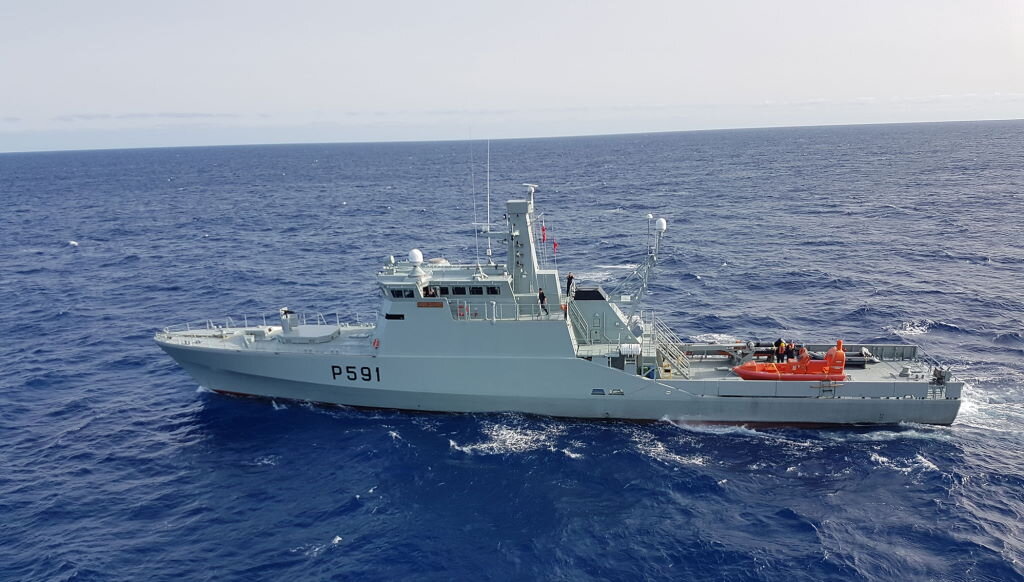 Navio patrulha em missão na Madeira substituído devido a 12 casos positivos