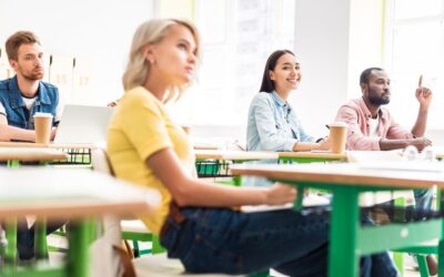 Especialistas defendem formação nas escolas sobre doenças sexualmente transmissíveis